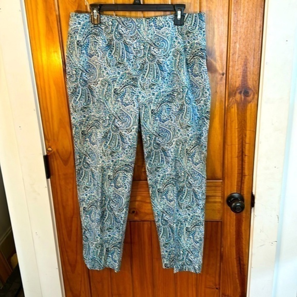 Women’s Talbots Heritage blue Paisley pants size 14